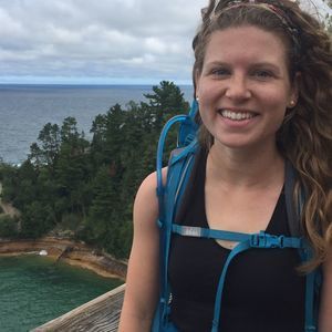 Meet your Posher, Becca